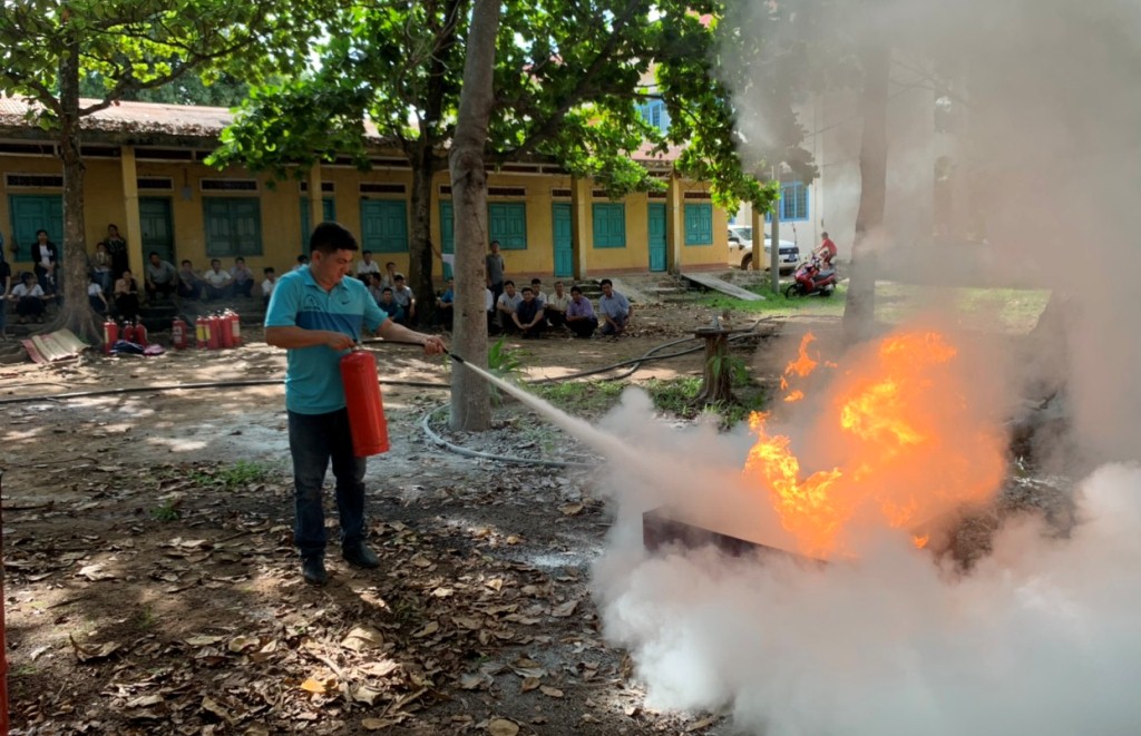 Huấn luyện, bồi dưỡng nghiệp vụ phòng cháy chữa cháy và cứu nạn cứu hộ