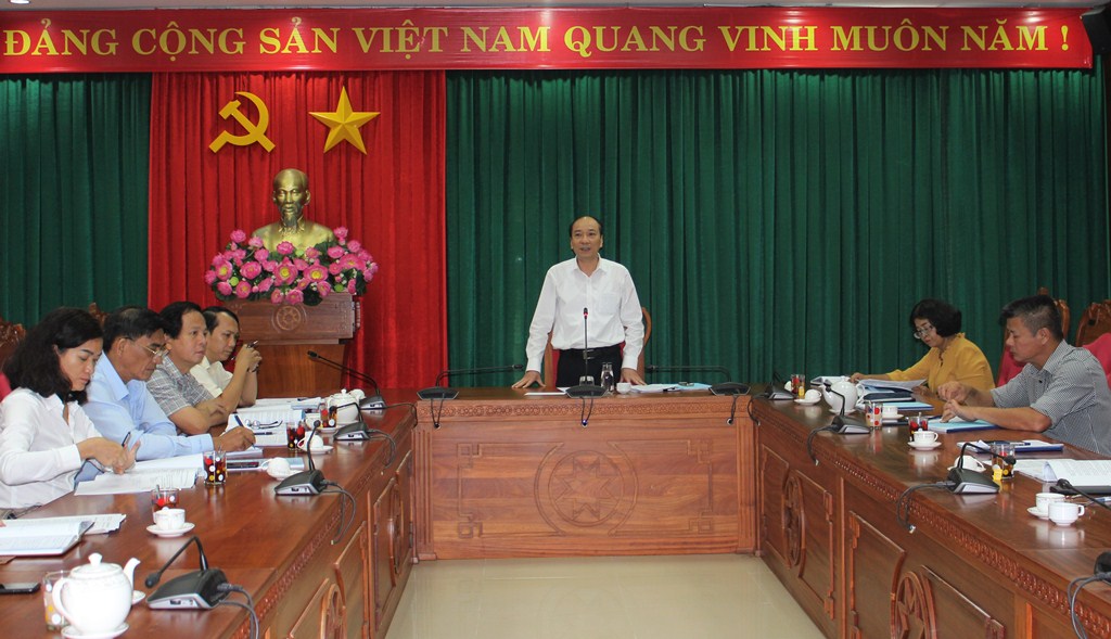 Tổ công tác số 4 của Tỉnh ủy làm việc với Huyện ủy Cư M’gar về công tác chuẩn bị Đại hội Đảng các cấp