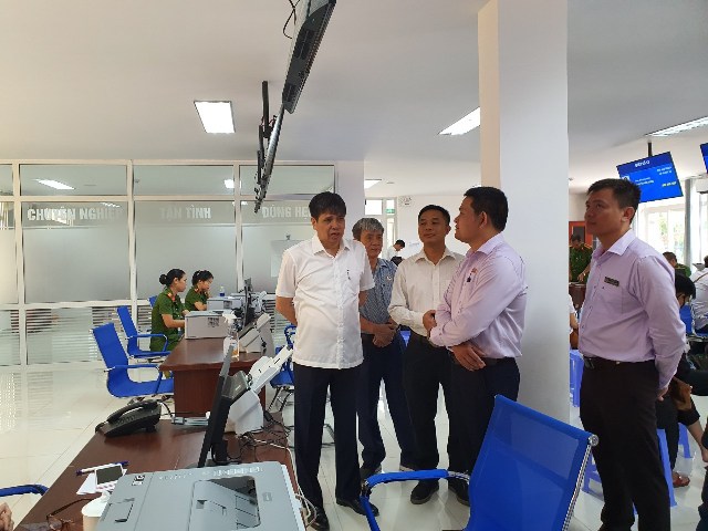 Bộ Nội vụ kiểm tra công tác cải cách hành chính tại Trung tâm Phục vụ hành chính công tỉnh Đắk Lắk