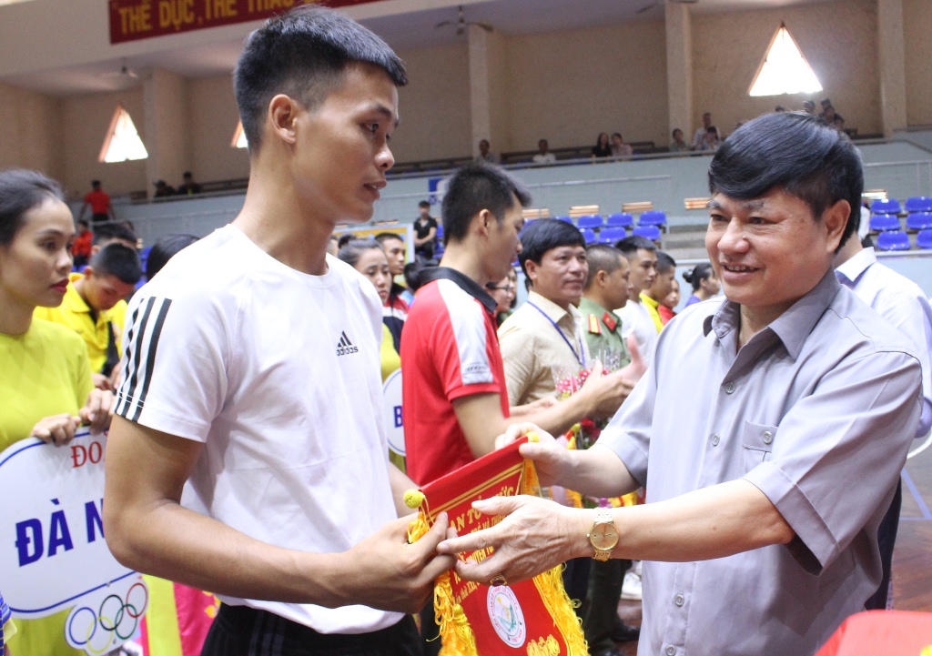 Opening the 21st National Youth and Traditional Martial Arts Championship in 2020