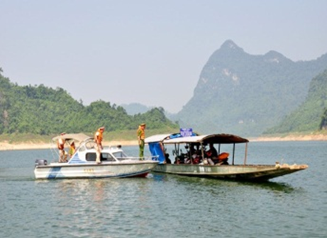 Tăng cường các biện pháp bảo đảm trật tự, an toàn giao thông đường thủy nội địa trên địa bàn tỉnh