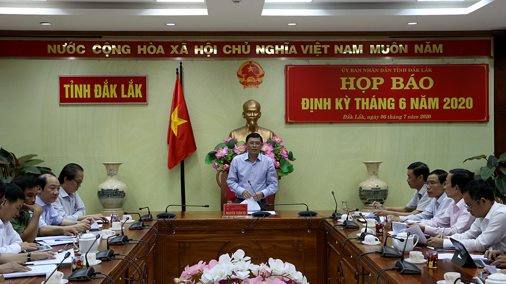 UBND tỉnh họp báo định kỳ tháng 6 năm 2020