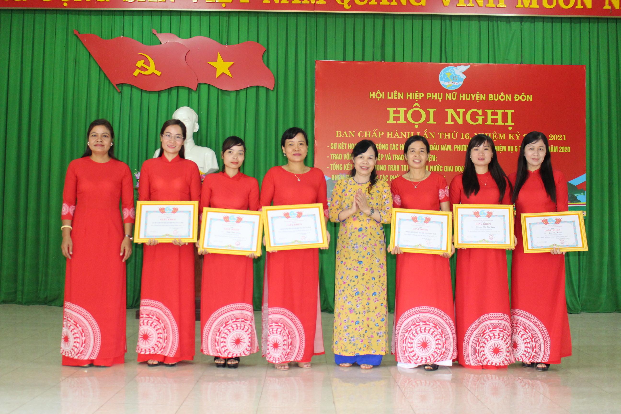 Hội Liên hiệp Phụ nữ huyện Buôn Đôn sơ kết công tác Hội 6 tháng đầu năm 2020