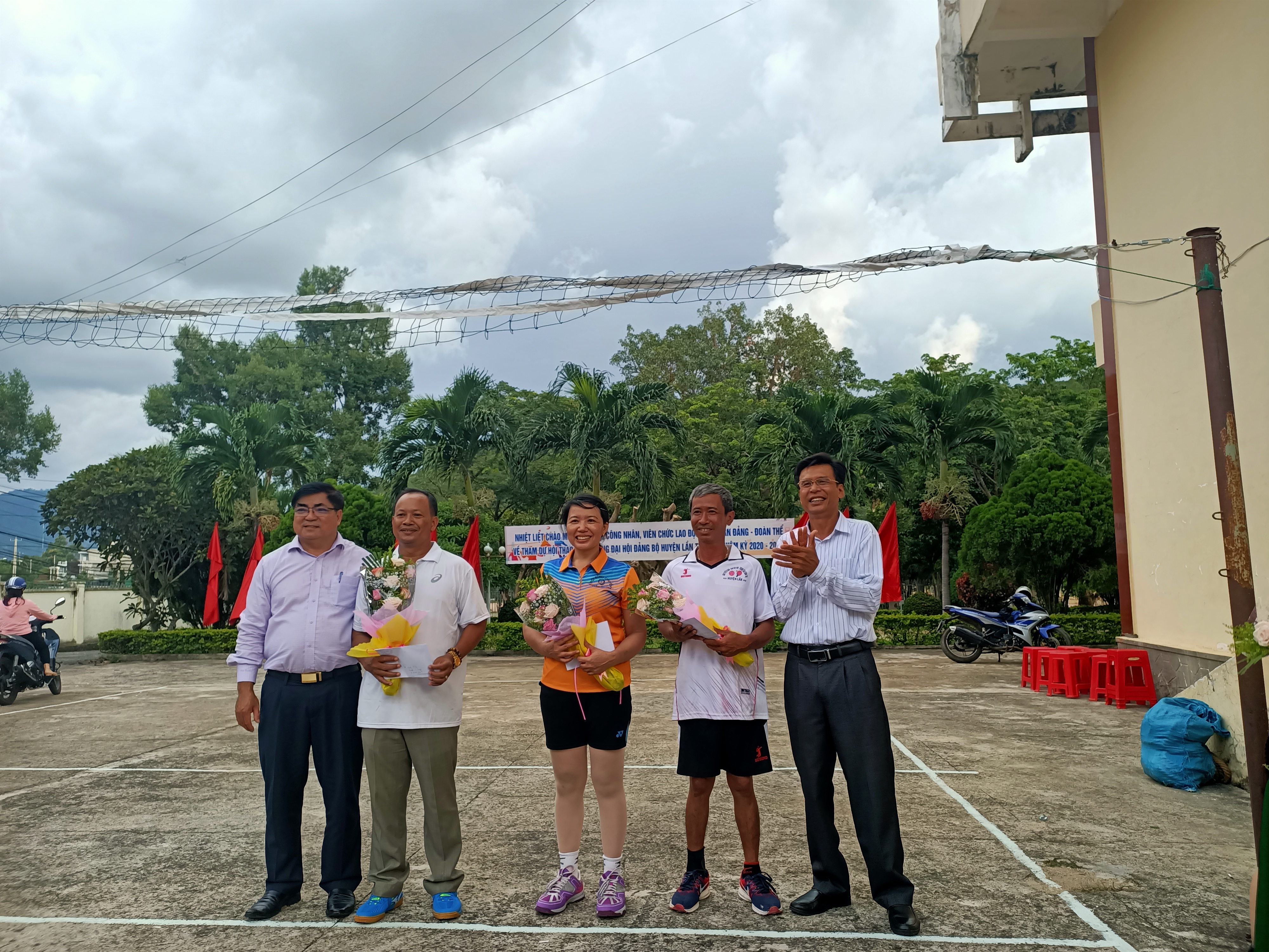 Hội thao Công đoàn Huyện ủy và các Đoàn thể huyện Lắk năm 2020