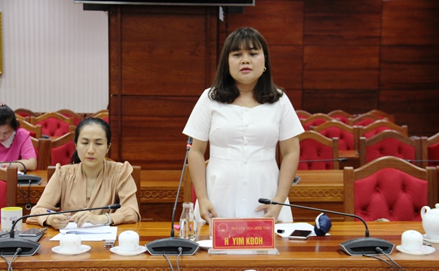 Đoàn kiểm tra của Ban Chỉ đạo Quốc gia phòng, chống dịch Covid-19 làm việc với tỉnh Đắk Lắk