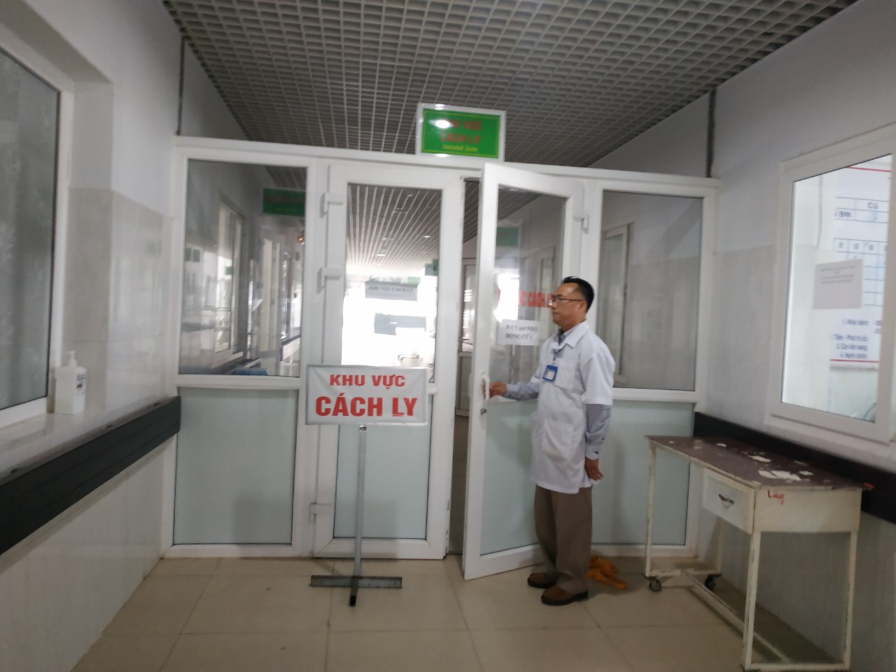 Một sản phụ dương tính với vi khuẩn bạch hầu