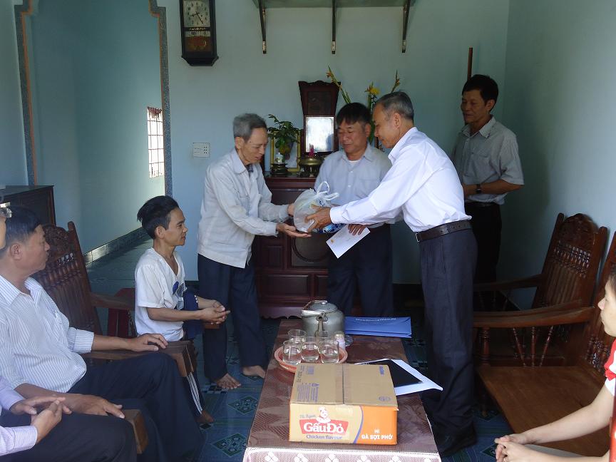 Nhiều hoạt động thiết thực từ phong trào Đoàn kết giúp nhau “Xóa đói giảm nghèo”