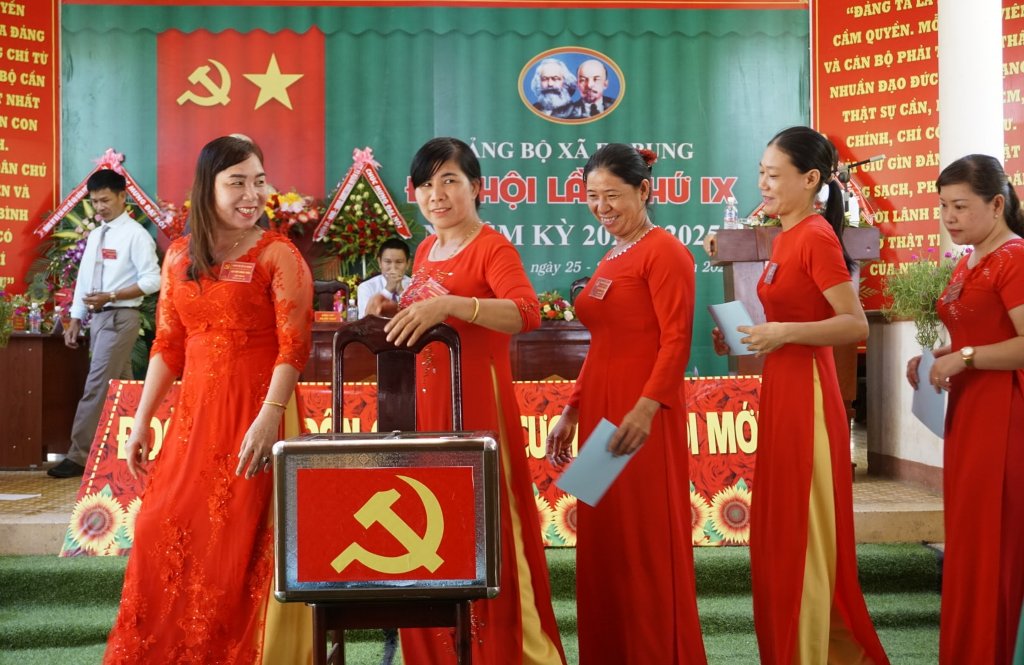 Đảng bộ huyện Ea Súp có 32/32 tổ chức cơ sở Đảng tổ chức xong đại hội