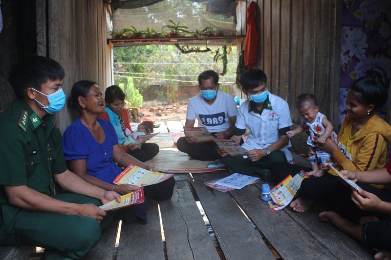 Bộ đội Biên phòng tỉnh Đắk Lắk nỗ lực trong phòng bệnh Bạch hầu ở khu vực biên giới