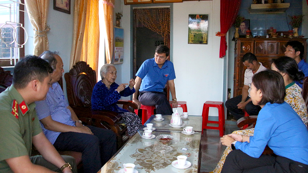 Tuổi trẻ Đắk Lắk với tuần lễ “Đền ơn, đáp nghĩa”, “Uống nước nhớ nguồn”