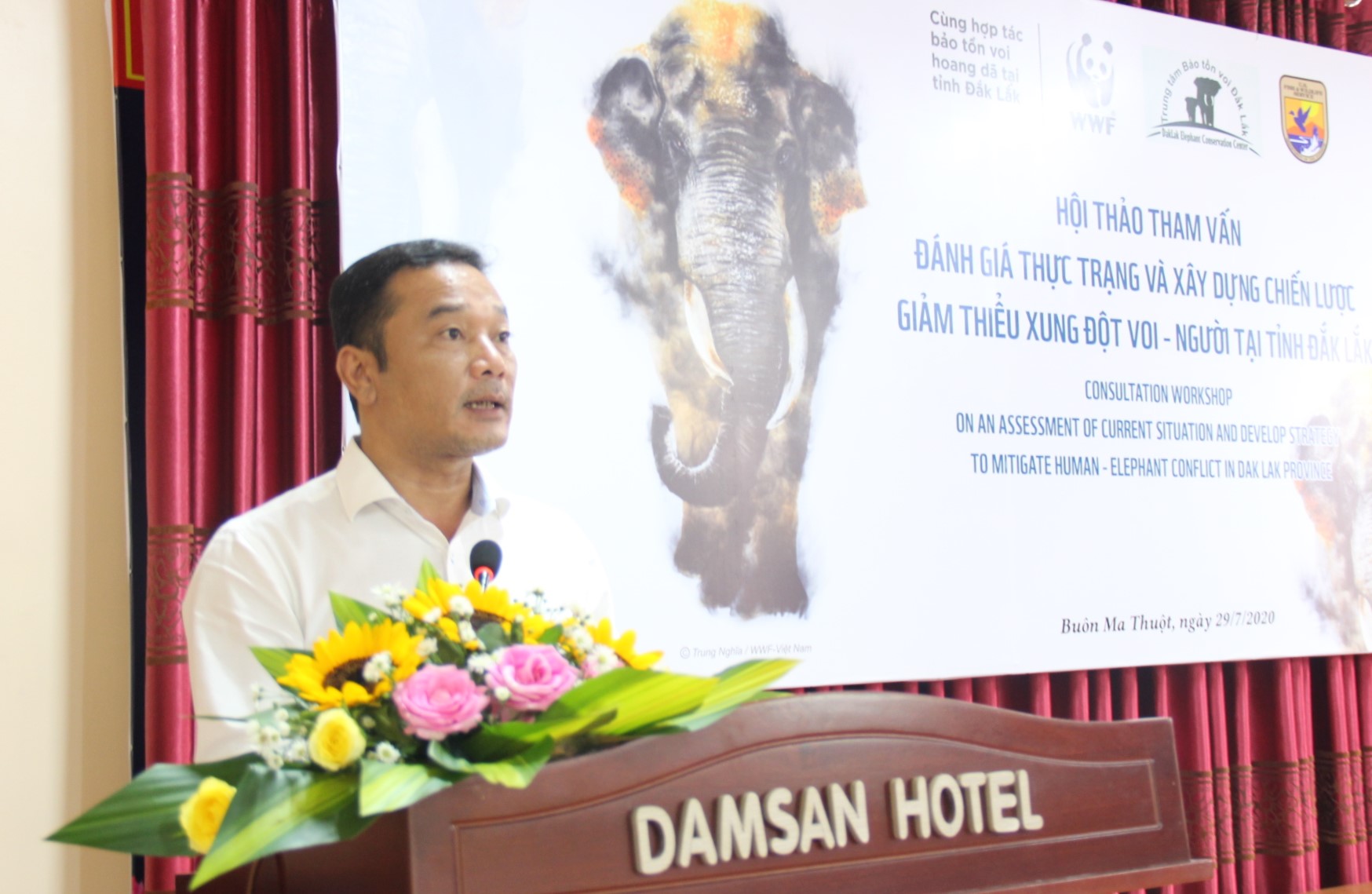 Đánh giá thực trạng và xây dựng chiến lược giảm thiểu xung đột voi – người tại Đắk Lắk