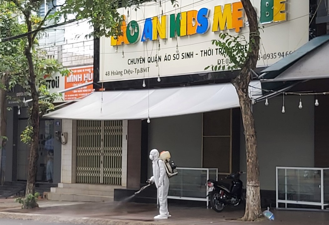 Thêm 2 trường hợp bước đầu dương tính với SarS-CoV-2