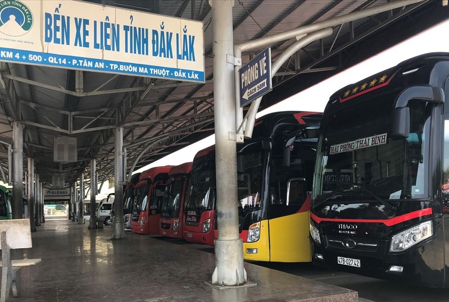 Hoạt động vận tải chở khách đi, đến Buôn Ma Thuột: Xe khách không được chở quá 20 người/xe