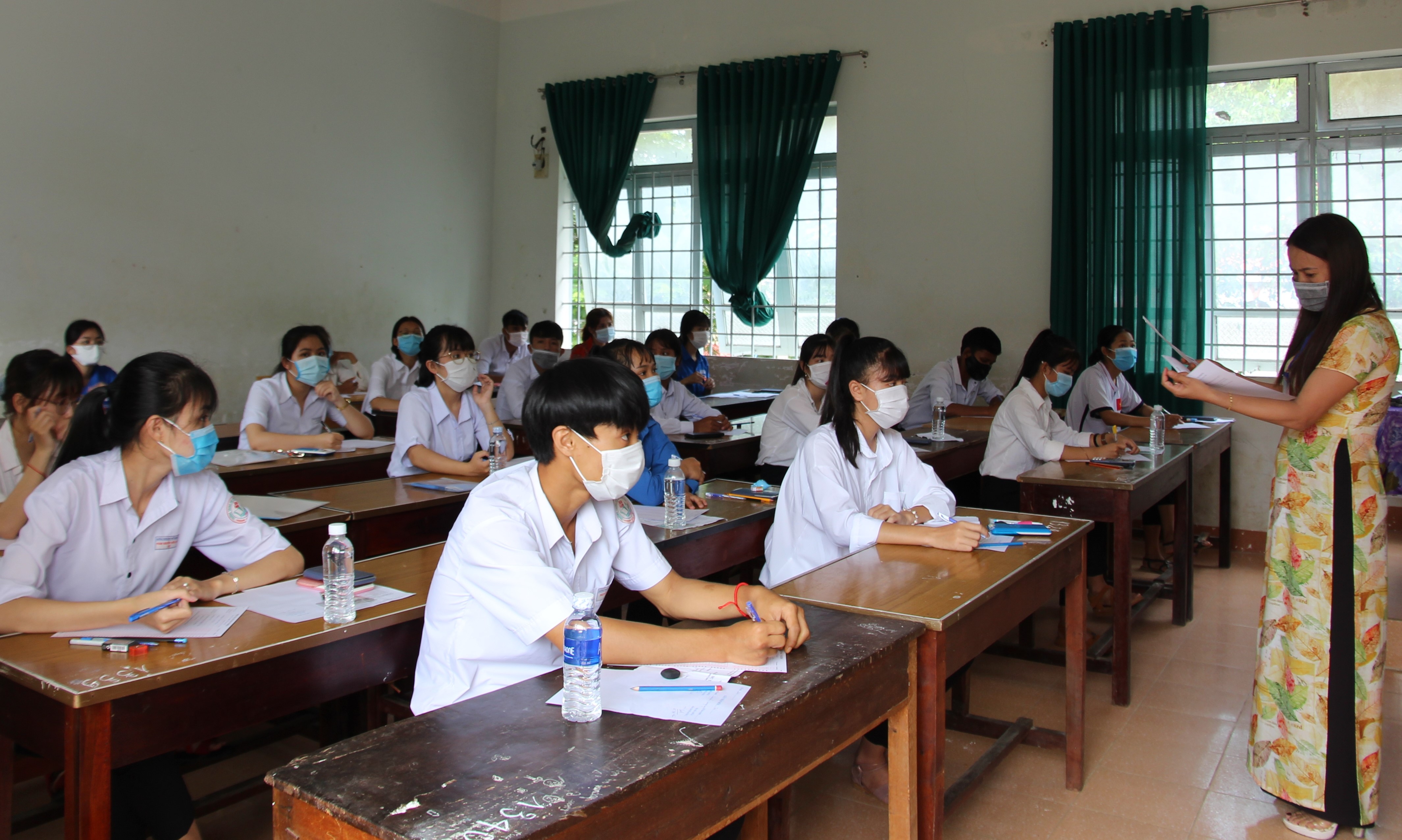 Thí sinh nhận định đề thi Toán tốt nghiệp THPT năm 2020 vừa sức với học sinh