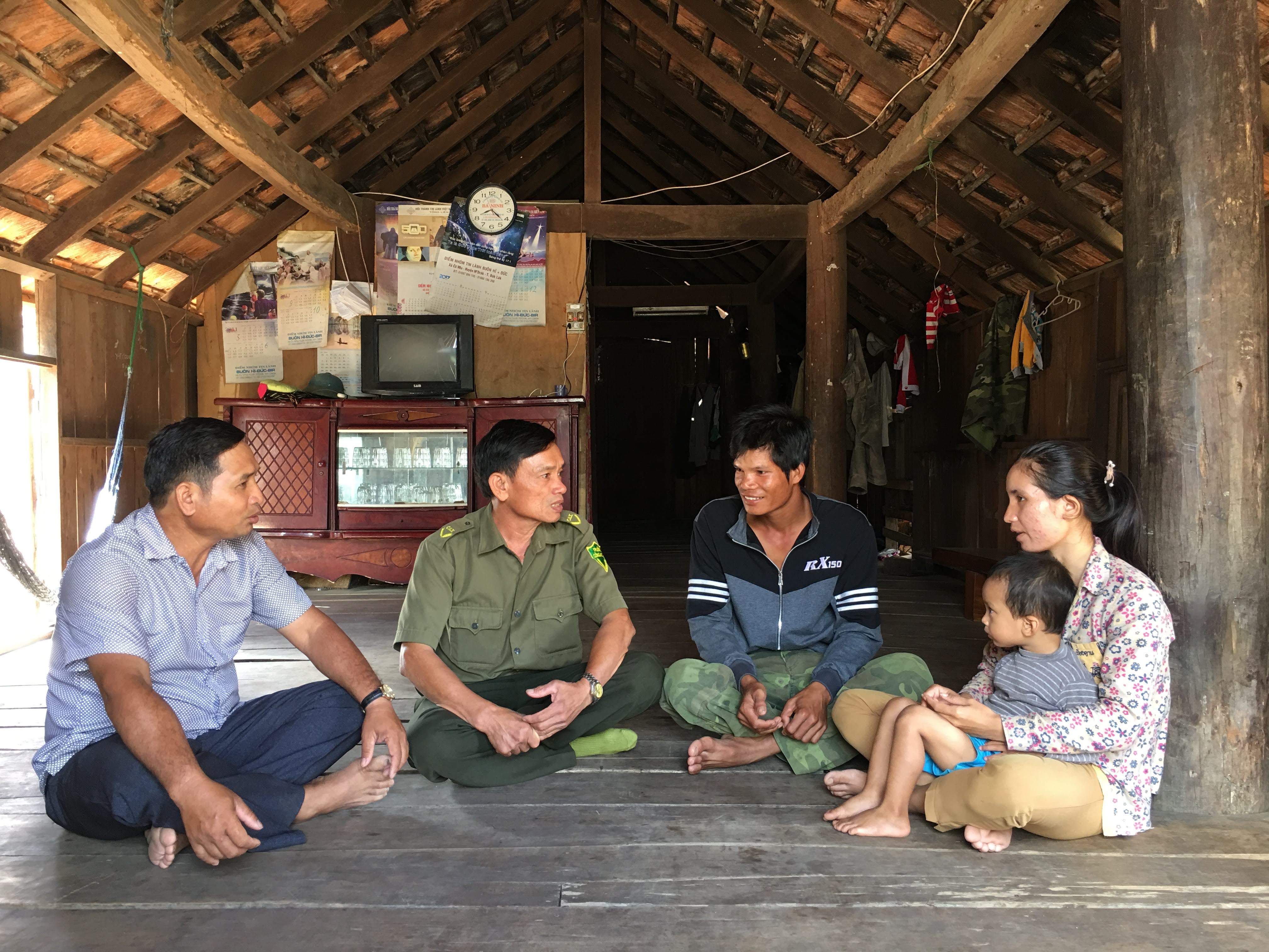 Huyện M’Đrắk đa dạng các hoạt động tuyên truyền phòng chống dịch