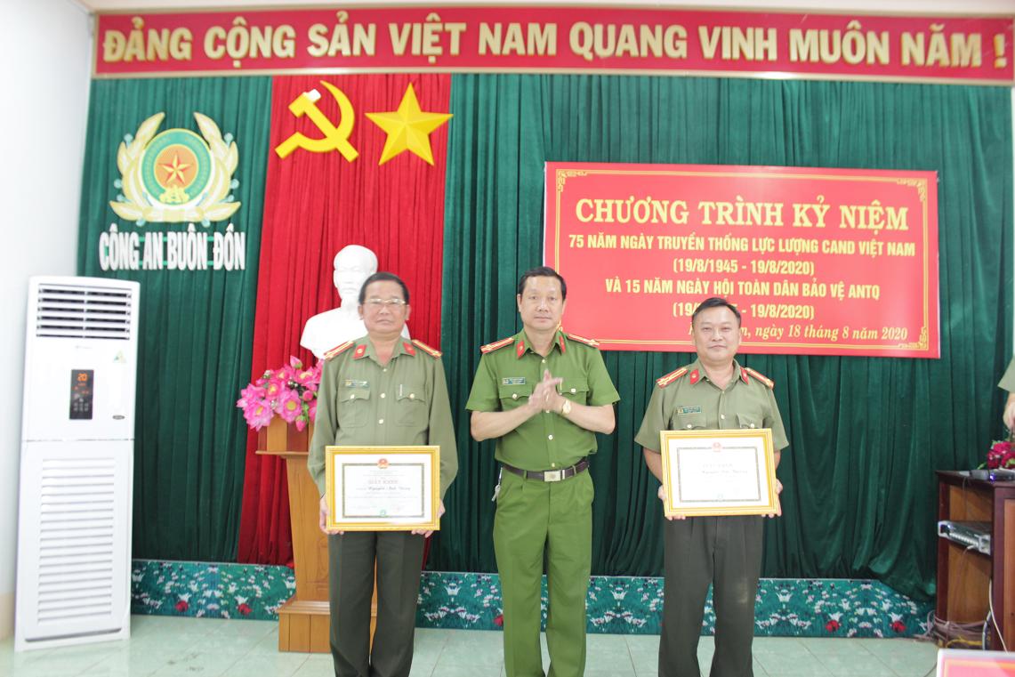 Công an huyện Buôn Đôn kỷ niệm 75 năm Ngày truyền thống của lực lượng Công an nhân dân