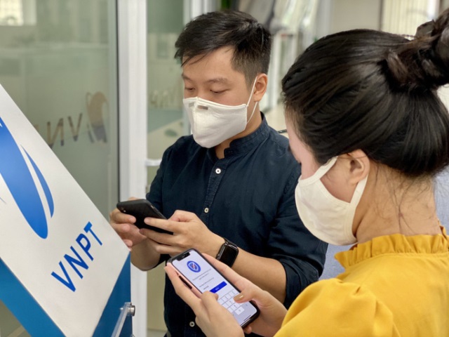 VNPT Dak Lak gives 5GB data when installing Bluezone to support Covid-19 containment