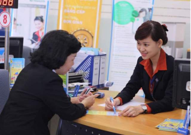 Đẩy mạnh chi trả bảo hiểm xã hội qua phương tiện thanh toán không dùng tiền mặt