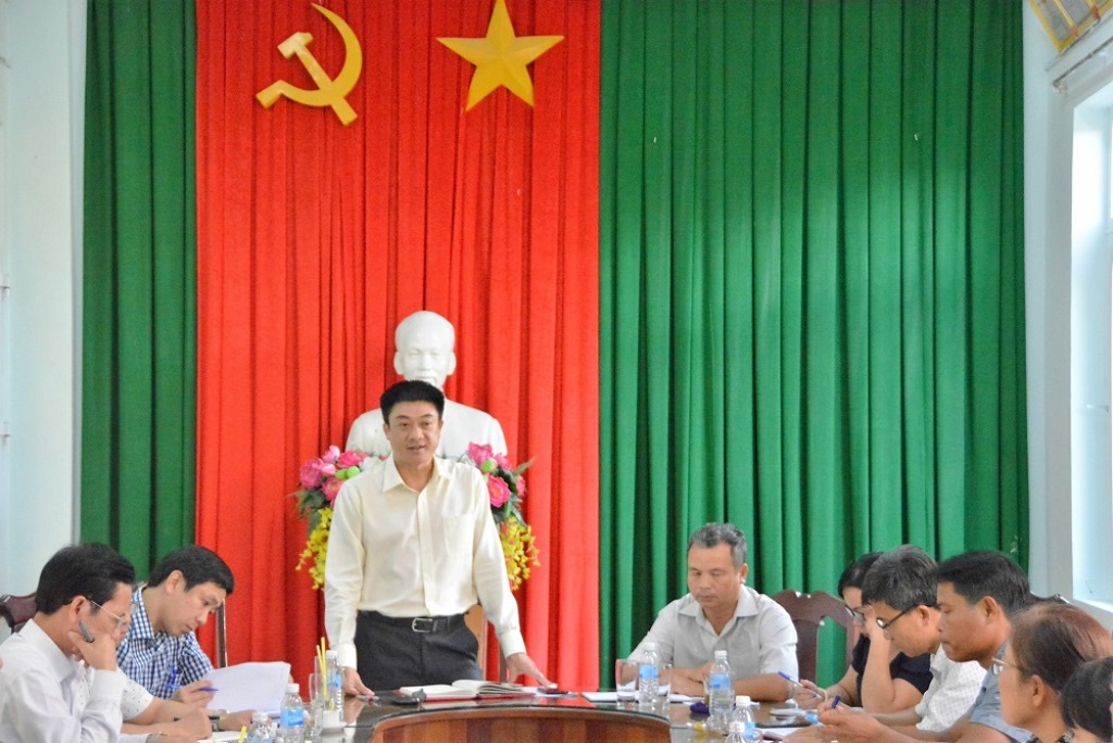 Đoàn công tác của Thành ủy Buôn Ma Thuột làm việc với Đảng ủy phường Ea Tam