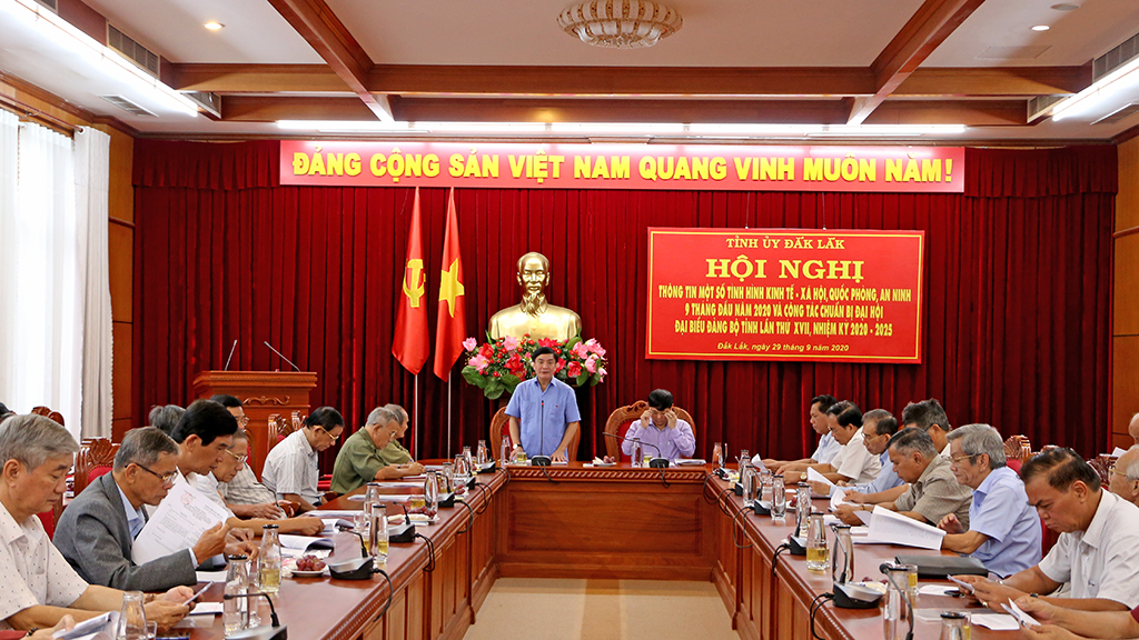 Thường trực Tỉnh ủy gặp mặt các đồng chí nguyên lãnh đạo tỉnh