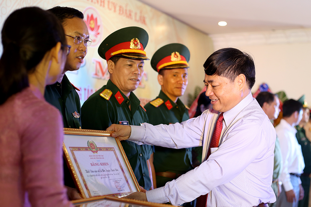 Gặp mặt nhân kỷ 90 niệm năm ngày truyền thống công tác dân vận của Đảng