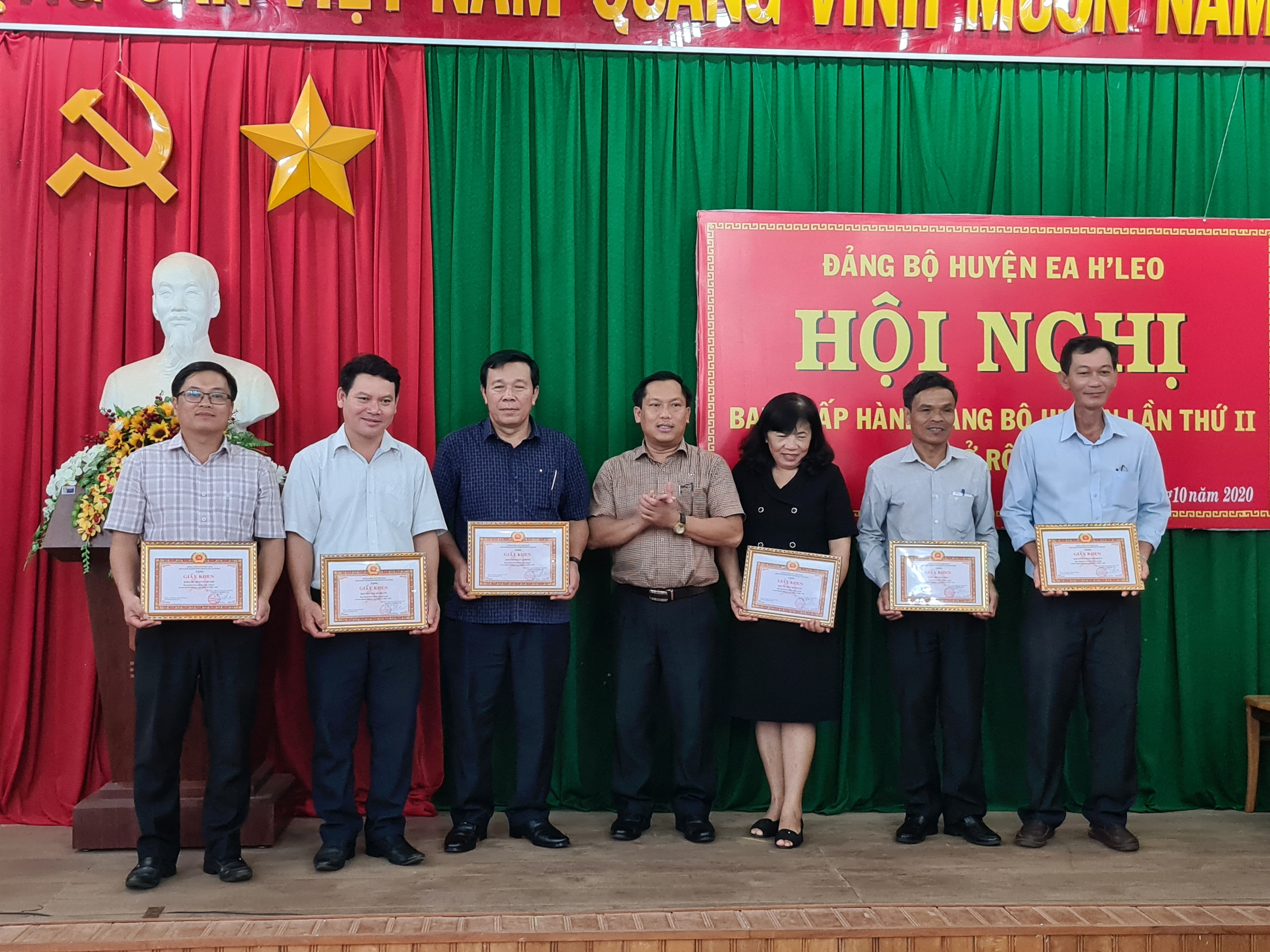 Huyện ủy Ea H’Leo sơ kết công tác 9 tháng đầu năm 2020