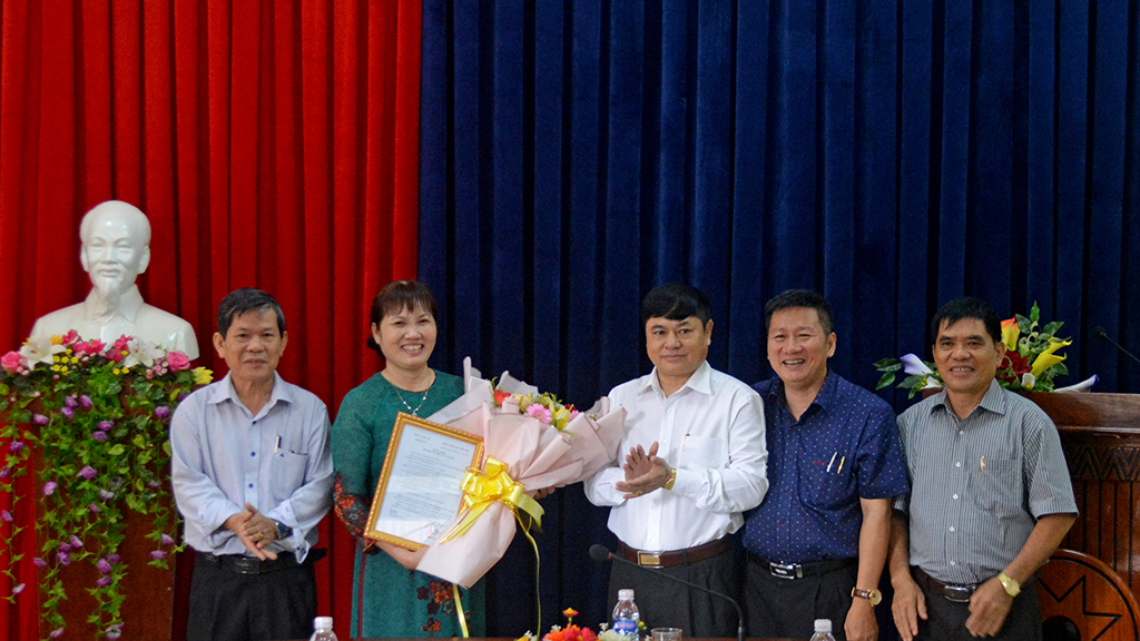 Thường trực Tỉnh ủy công bố quyết định bổ nhiệm Phó Trưởng Ban Nội chính Tỉnh ủy