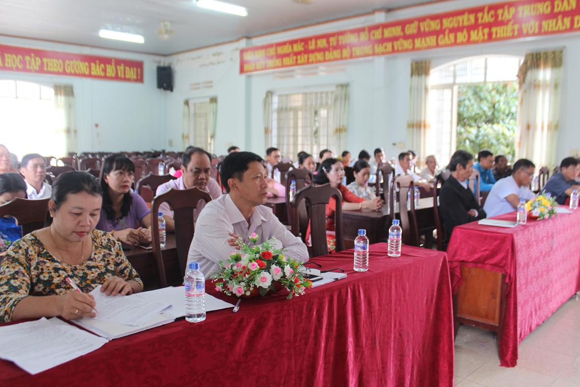 Buôn Đôn kỷ niệm 90 năm Ngày thành lập Hội Nông dân Việt Nam