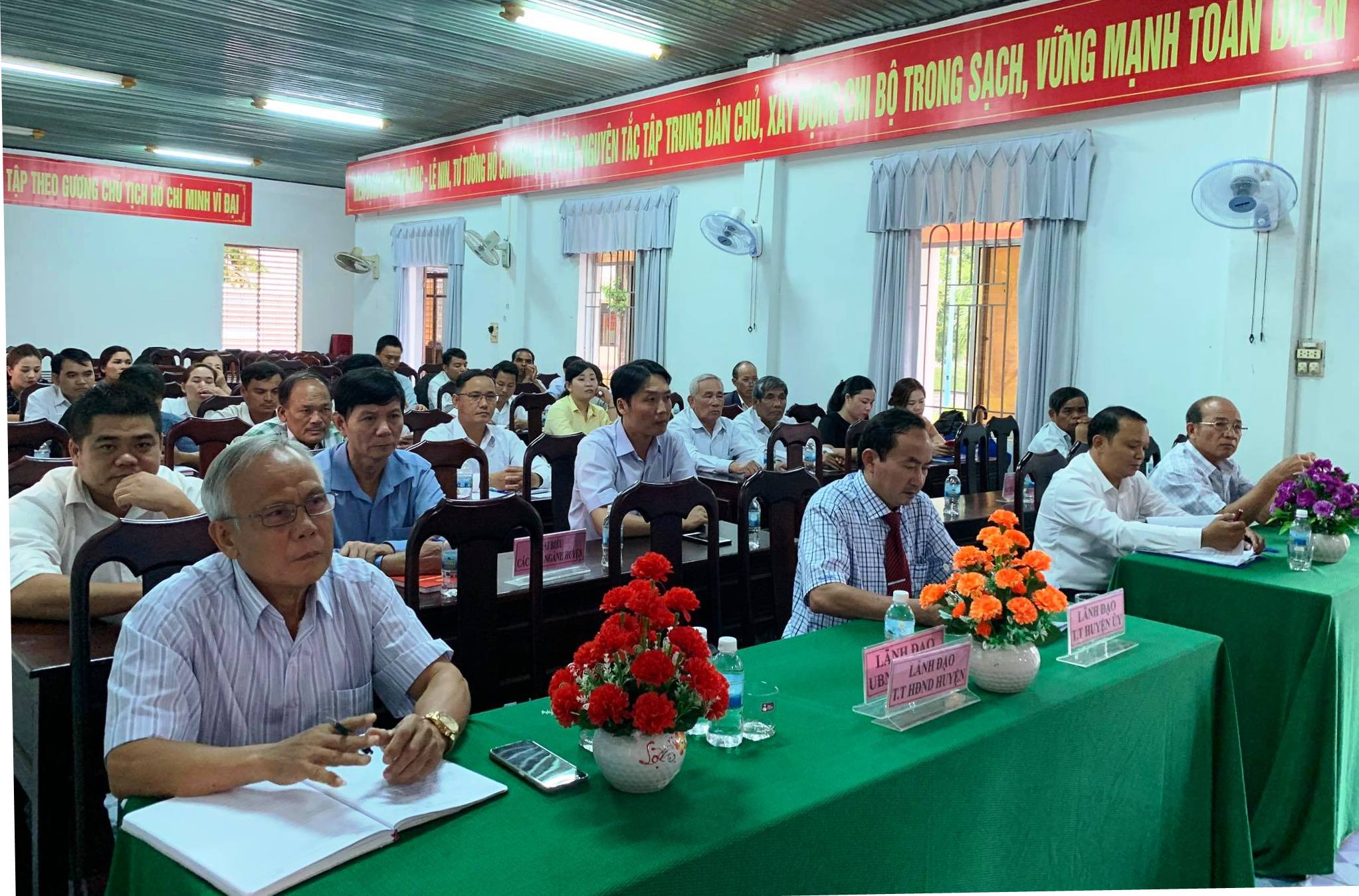 Tọa đàm kỷ niệm 90 năm Ngày thành lập Hội Nông dân Việt Nam (14/10/1930-14/10/2020)