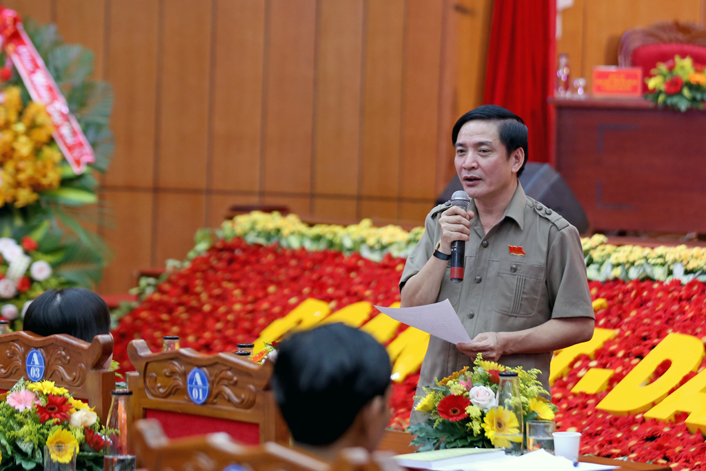 Thảo luận các Văn kiện trình Đại hội đại biểu toàn quốc lần thứ XIII của Đảng và Đại hội Đảng bộ tỉnh lần thứ XVII, nhiệm kỳ 2020-2025