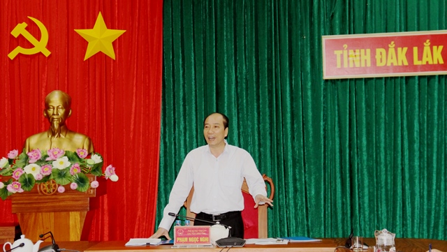 UBND tỉnh họp tháo gỡ khó khăn, vướng mắc cho doanh nghiệp