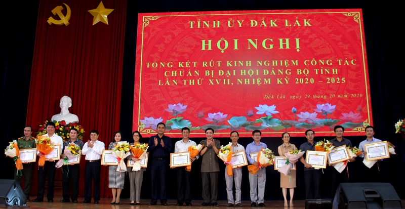 Tổng kết, rút kinh nghiệm công tác tổ chức Đại hội đại biểu Đảng bộ tỉnh Đắk Lắk lần thứ XVII, nhiệm kỳ 2020-2025