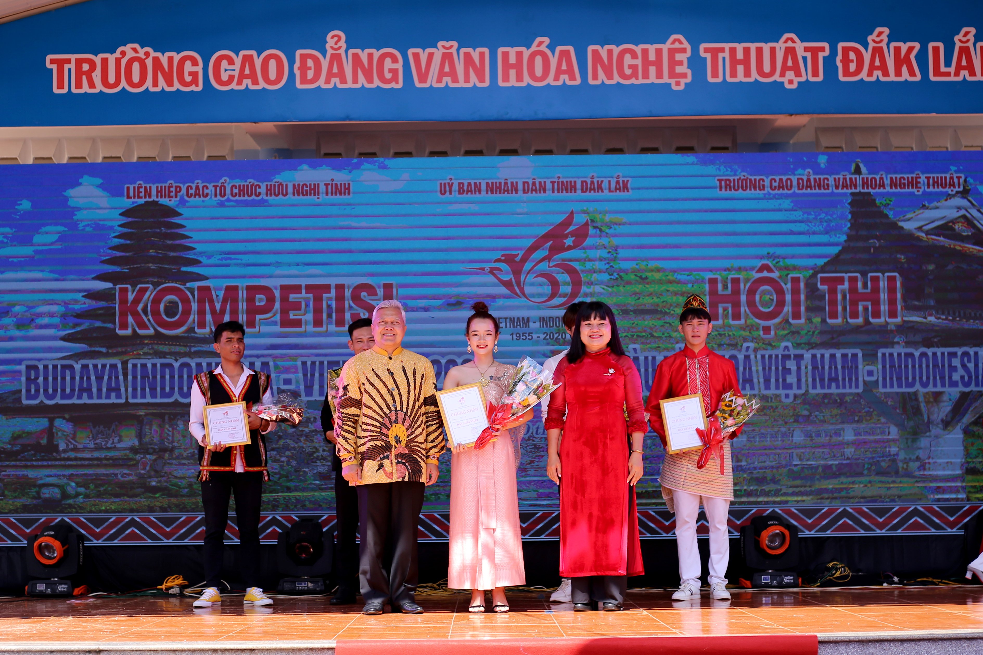 Hội thi sắc màu văn hóa Việt Nam – Indonesia năm 2020