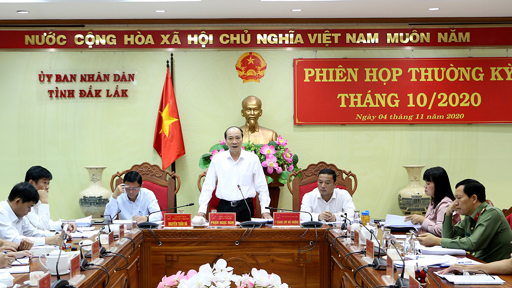 UBND tỉnh họp phiên thường kỳ tháng 10 năm 2020