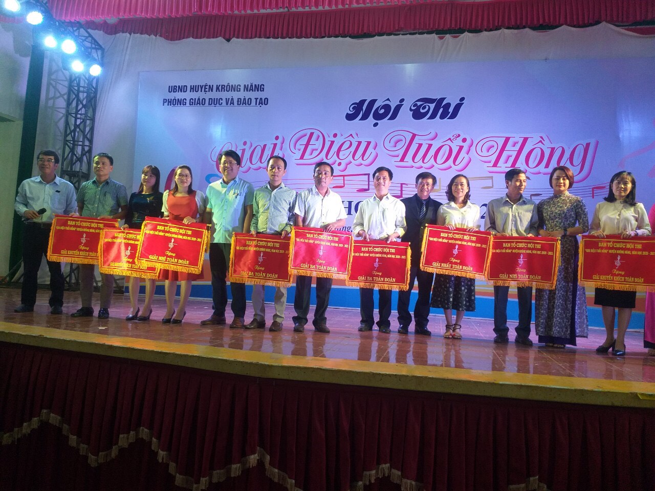 Hội thi giai điệu tuổi hồng năm học 2020 - 2021