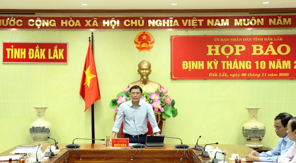 UBND tỉnh họp báo định kỳ tháng 10 năm 2020