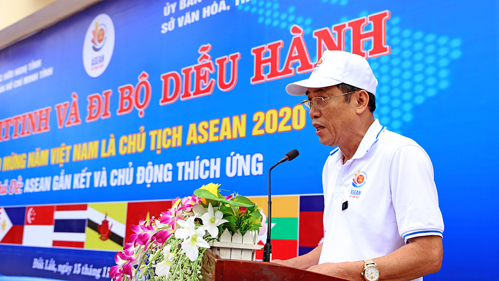 Đắk Lắk mít tinh và đi bộ diễu hành chào mừng năm Việt Nam là Chủ tịch ASEAN 2020