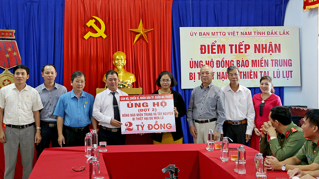 Tiếp nhận thêm 3,1 tỷ đồng ủng hộ đồng bào miền Trung thiệt hại do thiên tai