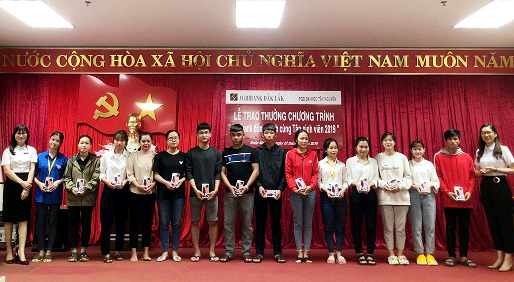 Đắk Lắk có 05 khách hàng trúng thưởng trong chương trình: 