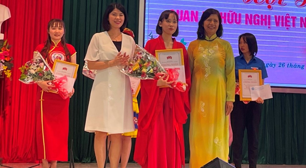 Hội thi tìm hiểu quan hệ hữu nghị Việt Nam - Trung Quốc