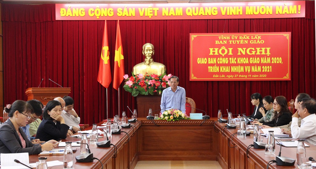 Giao ban công tác khoa giáo năm 2020 và triển khai nhiệm vụ năm 2021