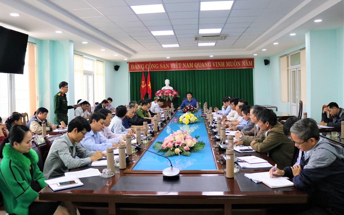 Thường trực Thành ủy Buôn Ma Thuột giao ban với các Bí thư phường, xã tháng 12 năm 2020