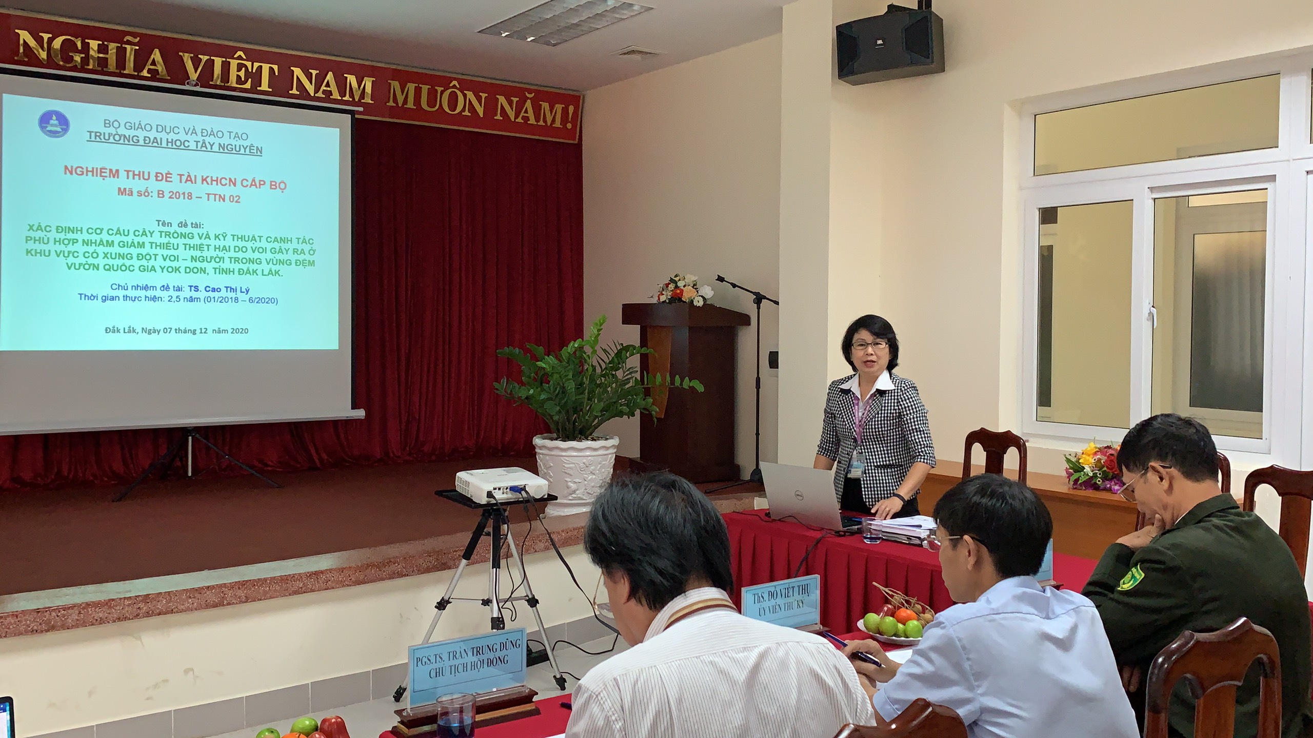 Trường Đại học Tây Nguyên nghiệm thu đề tài xác định cơ cấu cây trồng và kỹ thuật canh tác để giảm thiểu xung đột Voi – Người