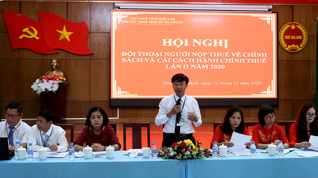 Chi cục Thuế thành phố Buôn Ma Thuột đối thoại về chính sách và cải cách hành chính thuế