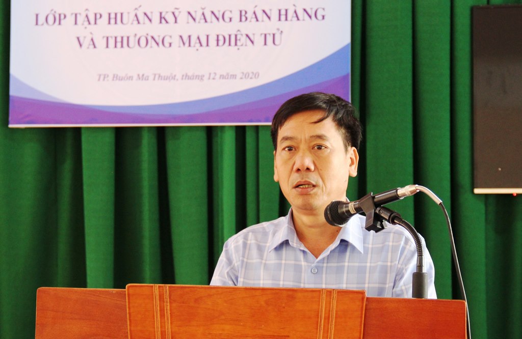 Tập huấn kỹ năng bán hàng và thương mại điện tử