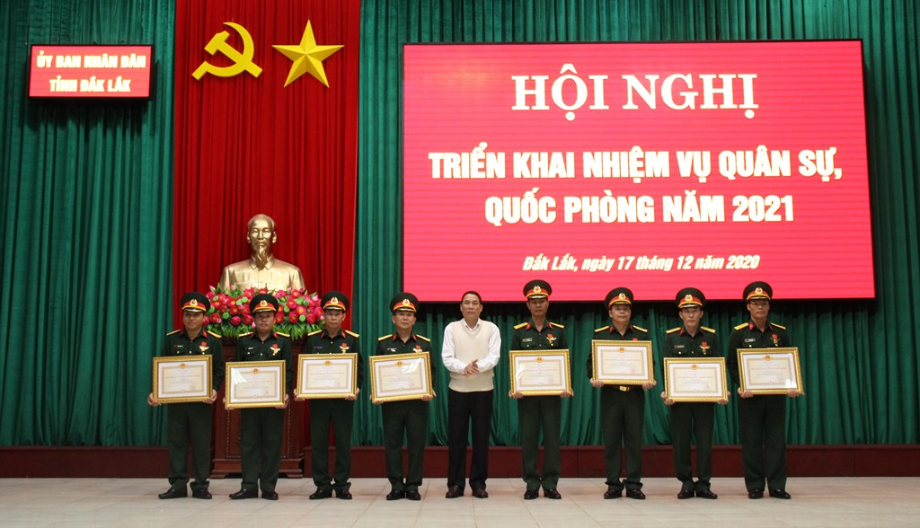 Hội nghị triển khai nhiệm vụ quân sự, quốc phòng năm 2021