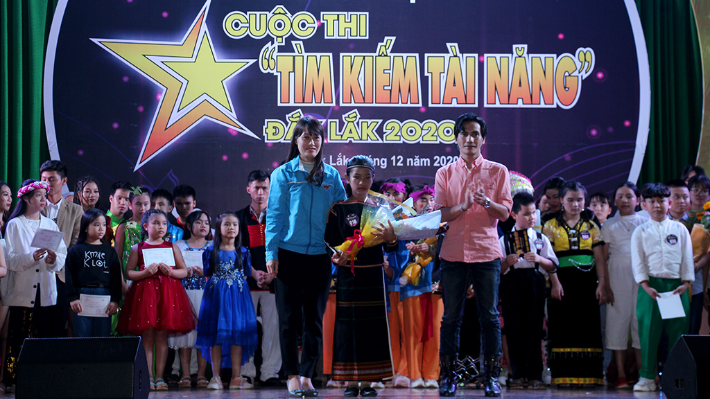 10 tiết mục vào chung kết cuộc thi “Tìm kiếm tài năng” tỉnh Đắk Lắk năm 2020
