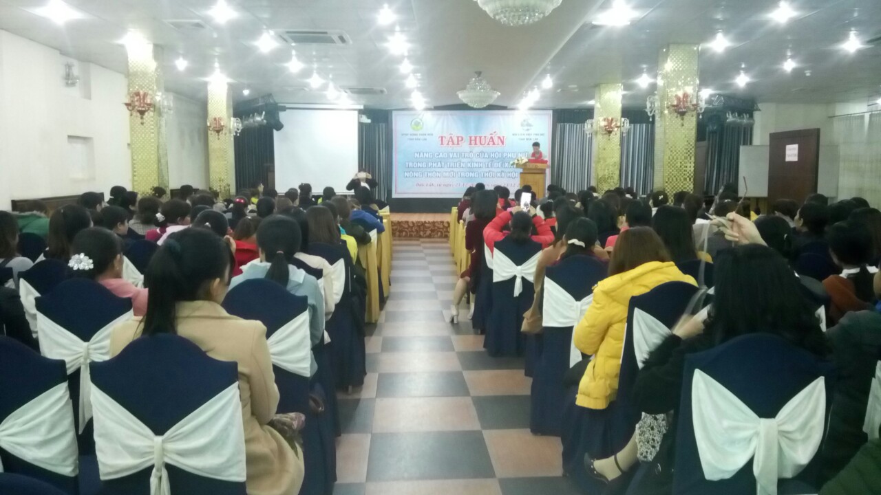 Bế giảng Lớp tập huấn nâng cao vai trò của Hội Phụ nữ trong phát triển kinh tế để xây dựng Nông thôn mới trong thời kỳ hội nhập