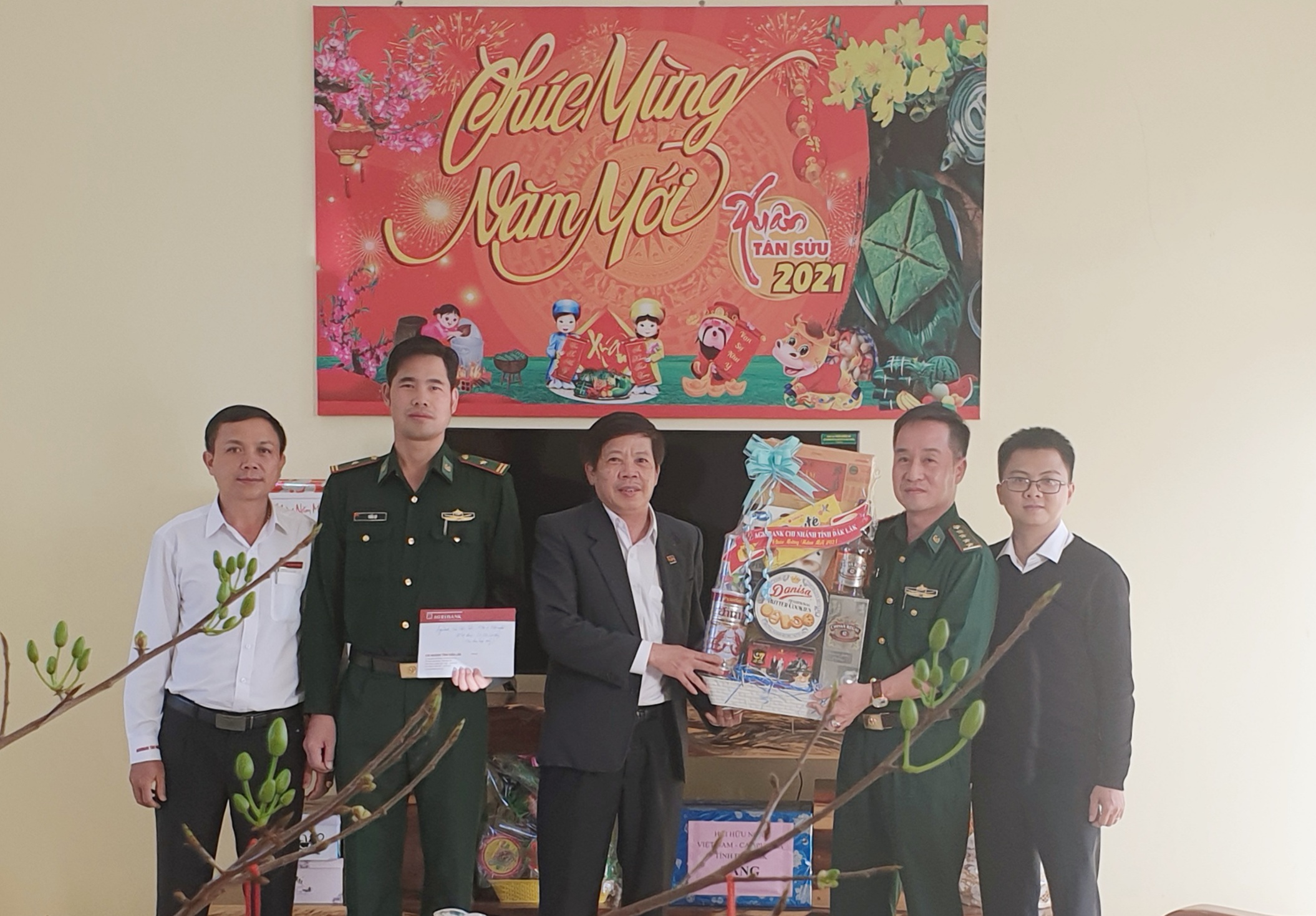 Agribank tỉnh Đắk Lắk, thăm và chúc Tết Tiểu đoàn Huấn luyện Cơ động, Bộ đội Biên phòng tỉnh