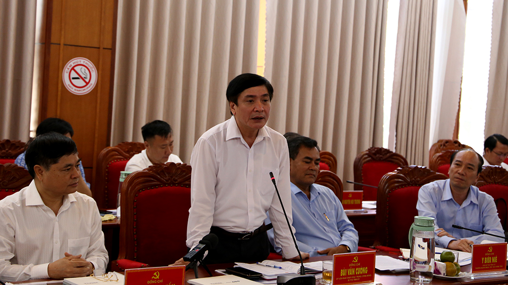 Ban Thường vụ Tỉnh ủy tiếp và làm việc với Tập đoàn FLC